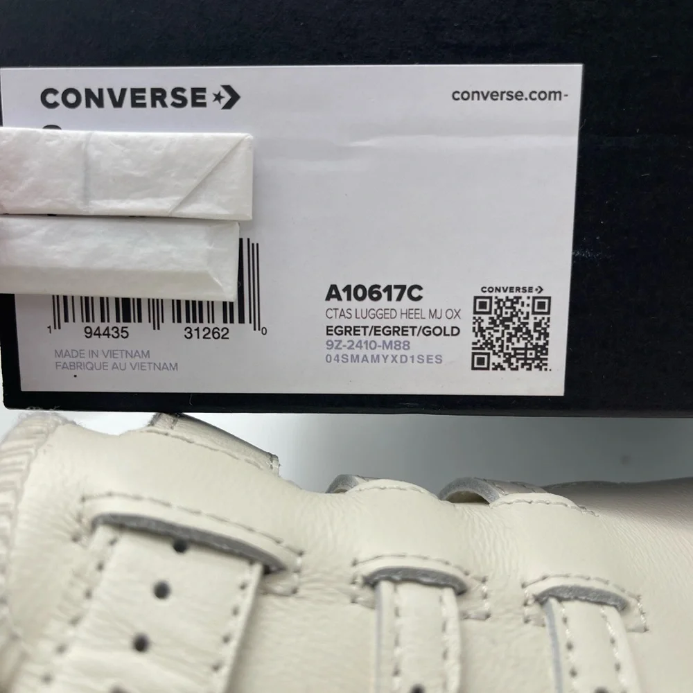 Converse • Wmns Chuck Taylor All Star Lugged Heel Mary Jane Platforms - Picture 14 of 16